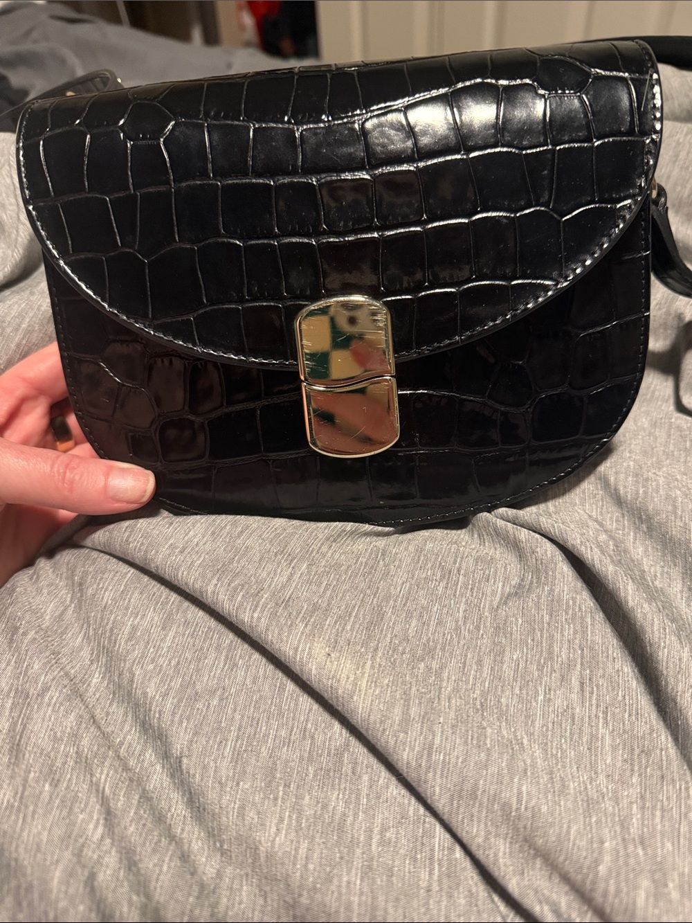 Sézane Black Claude Croc Leather Crossbody with Gold Clasp